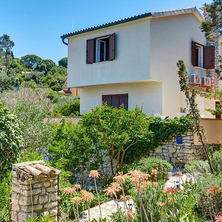 Holiday Home Villa Esperanca Veli Lošinj Εξωτερικό φωτογραφία