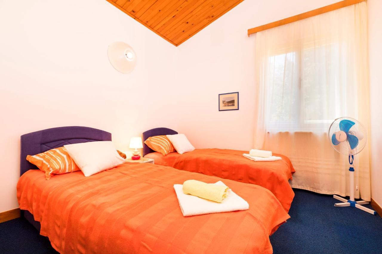Holiday Home Villa Esperanca Veli Lošinj Εξωτερικό φωτογραφία